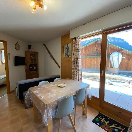 Cosy Avec Multi Pass Offert, A 10 Minutes Du Centre De Et Proche Des Remontees - Fr-1-693-7 Chatel