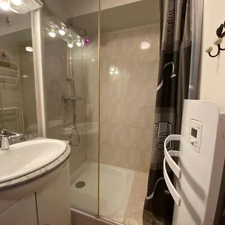 Cosy Avec Multi Pass Offert, A 10 Minutes Du Centre De Et Proche Des Remontees - Fr-1-693-7 Apartment